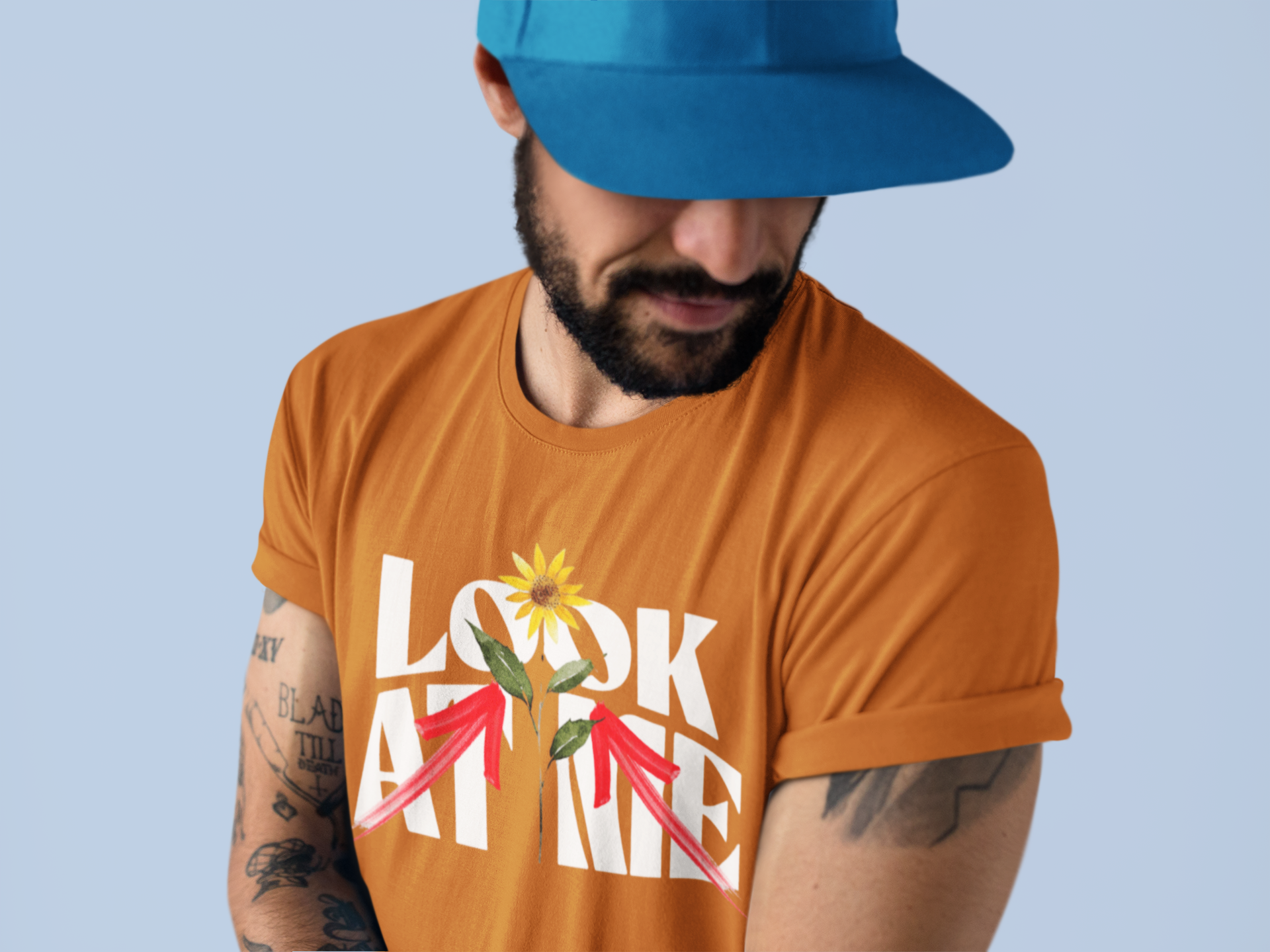 Look at me Bold Graphic - Unisex Classic Crew T-Shirt