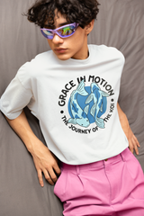 Trendy Graphics Relaxed Fit - Unisex Classic Crew T-Shirt